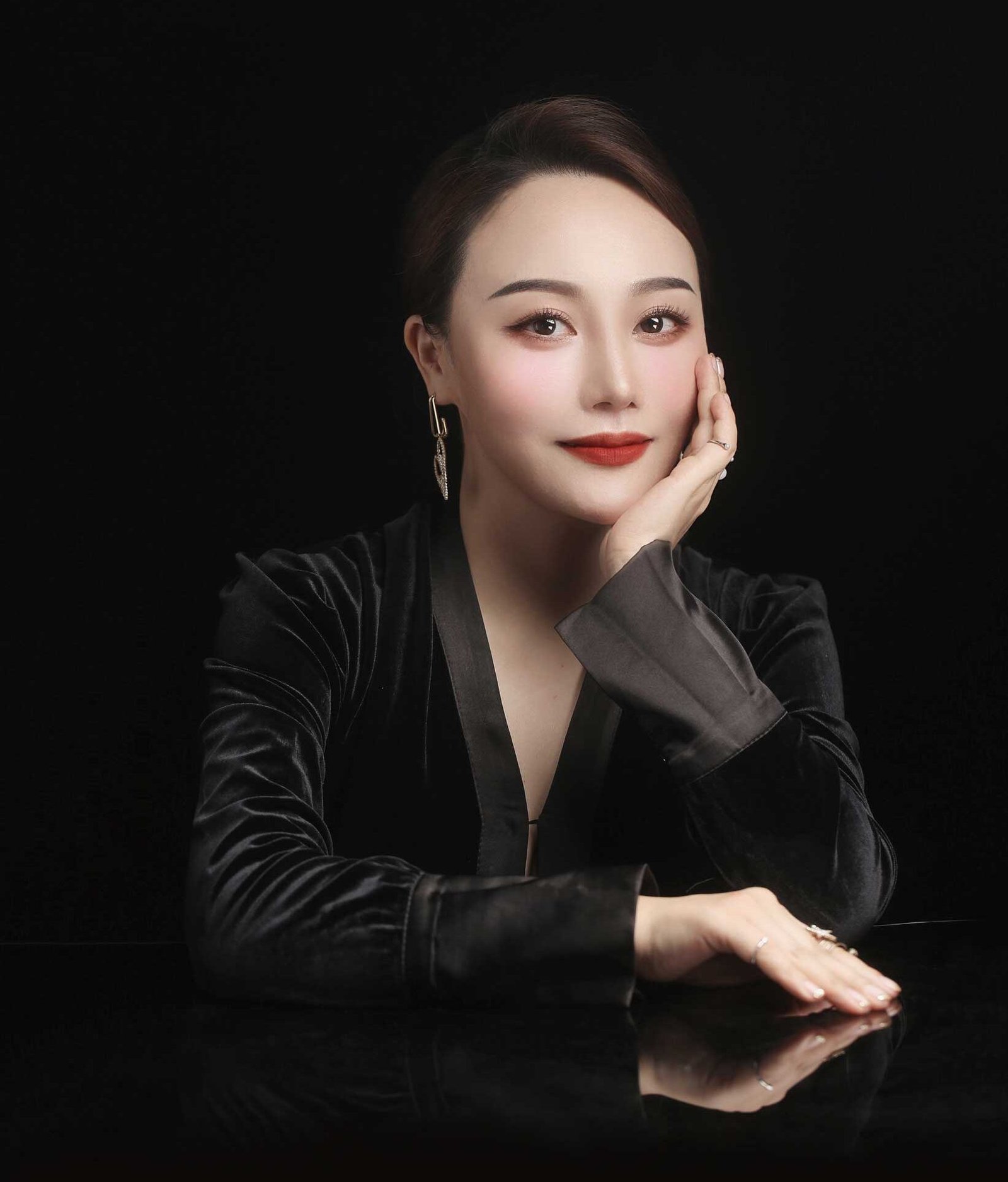 黃宇 Helen Huang