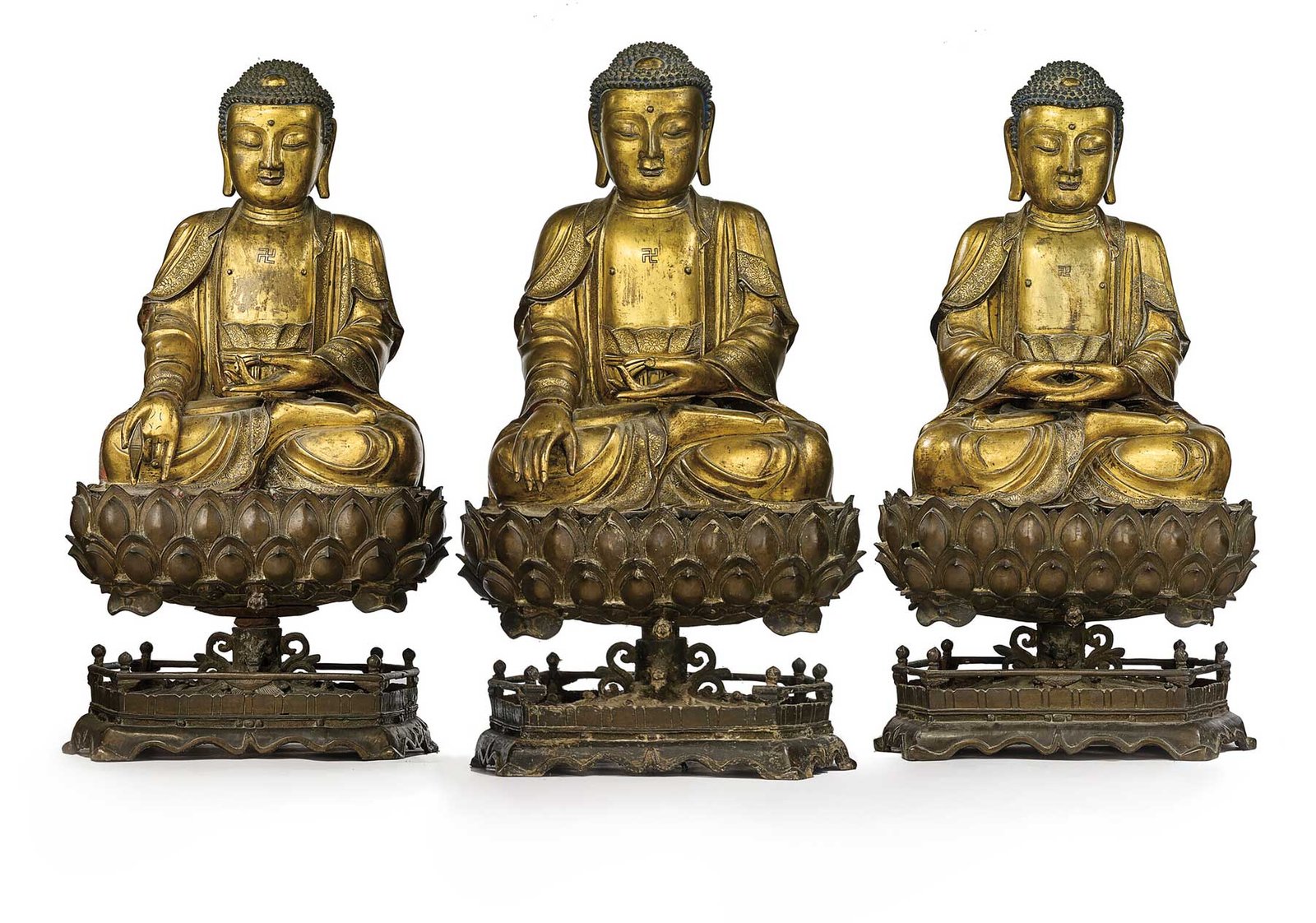 2022 中國佛像雕塑 十大天價 銅鎏金藥師佛、釋迦牟尼佛及阿彌陀佛三尊